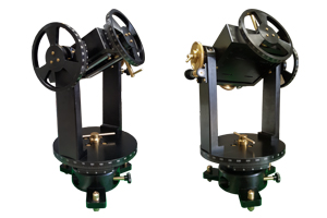 HZT-220三軸無磁轉臺